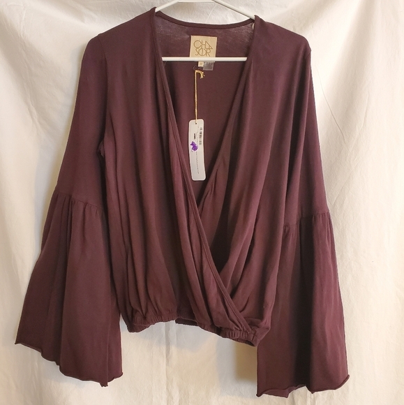 NWT Chaser boho wrap front style bellsleeve top - Picture 2 of 7
